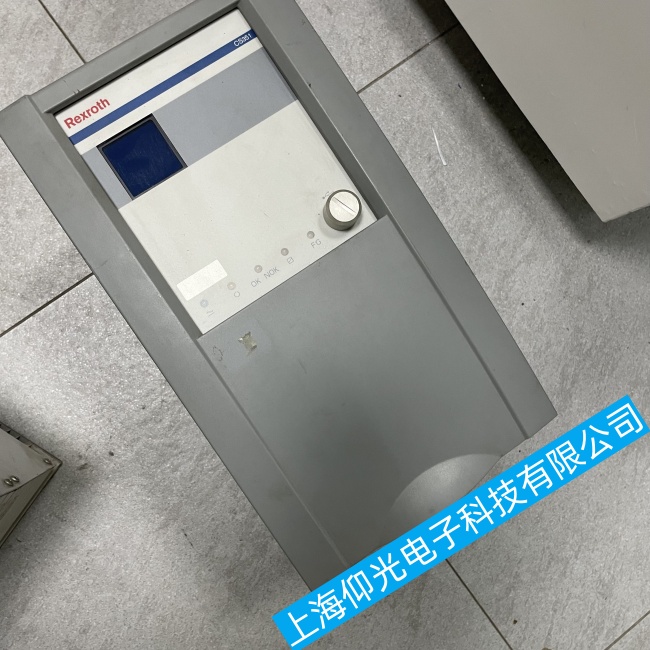 力士樂(lè)擰緊控制器CS351E-G IL顯示屏無(wú)法顯示或顯示不清晰故障專業(yè)維修