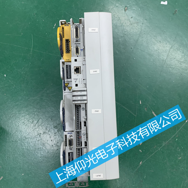 lenze倫茨9300系列伺服驅動器指示燈閃爍故障維修方法