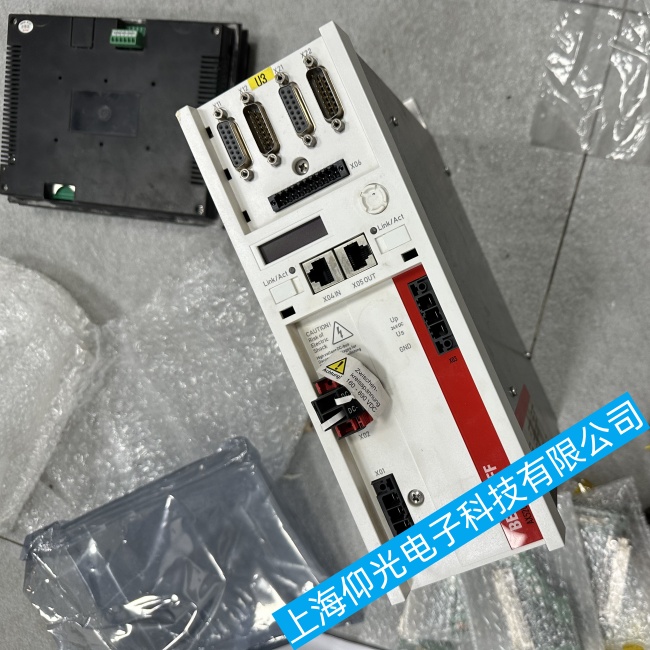 倍福AX5203驅(qū)動(dòng)器無(wú)法正常上電顯示故障維修如何處理